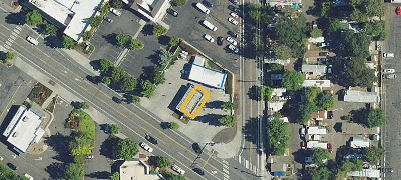 1515 Siskiyou Blvd