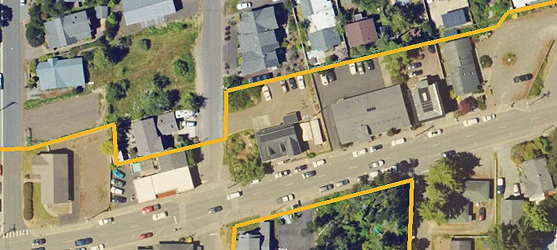 411 Laneda Ave