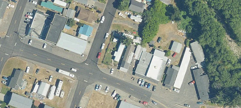 225 8th St