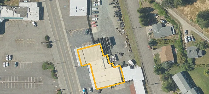 715 Main St