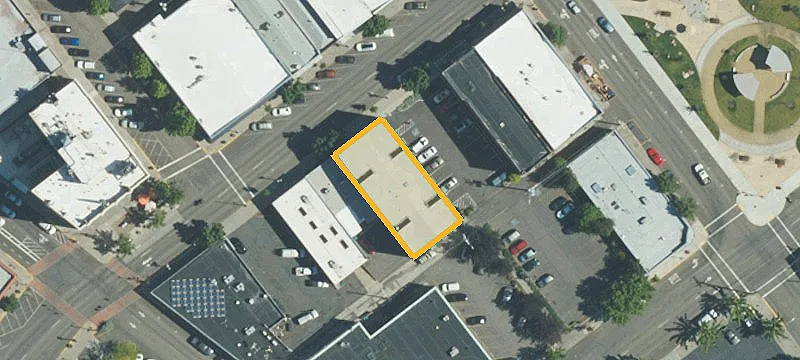 1012 Main St