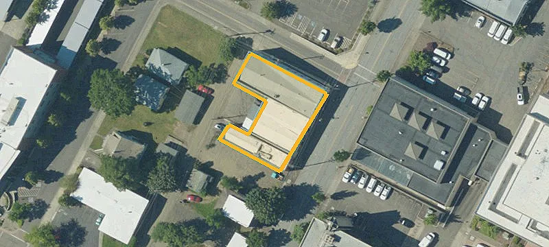 318 Jackson St