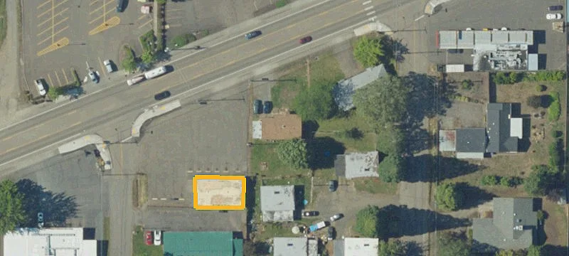 370 Douglas Blvd