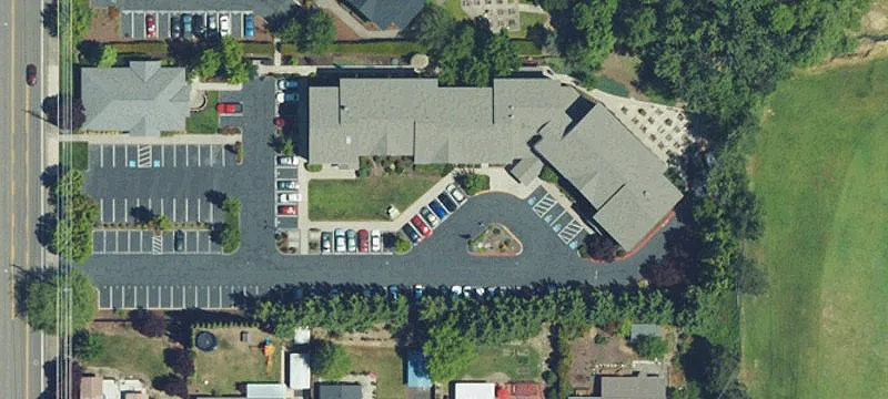 1055 Ellendale Dr