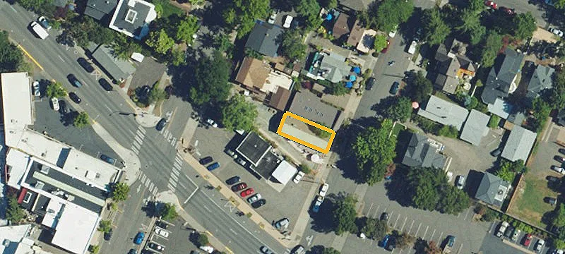 147 Pioneer St