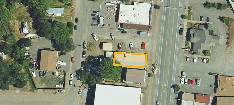 134 Redwood Hwy
