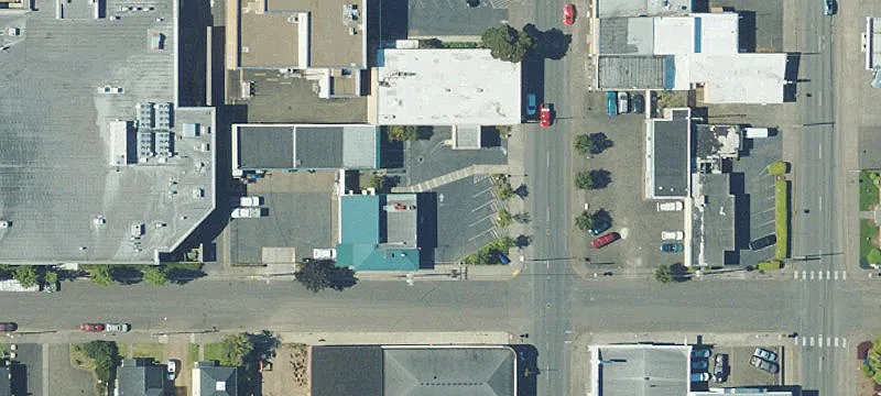 416 Main Ave