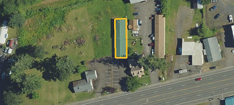 2252 Main St