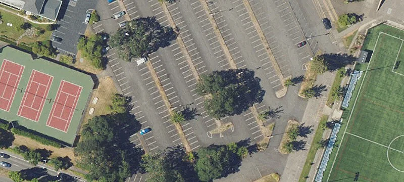 1060 Ml SE St