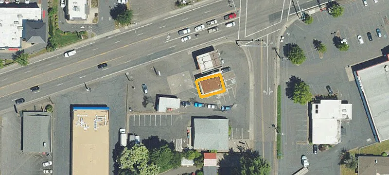 1048 Hwy 99w