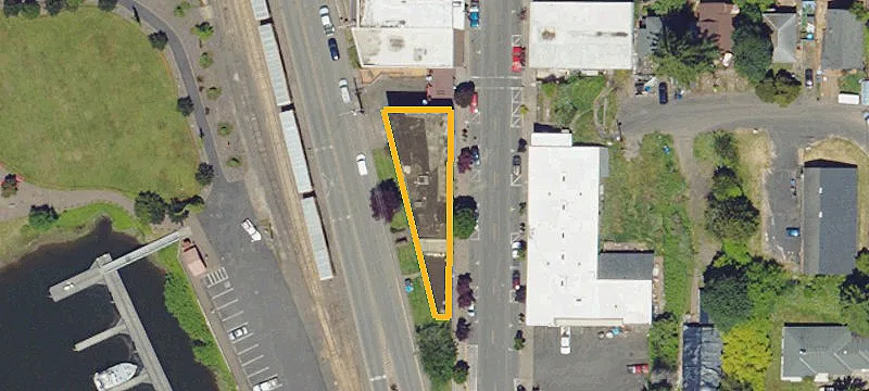 233 Main St
