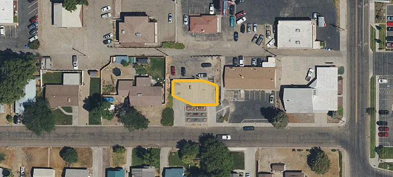 1037 5th Ave