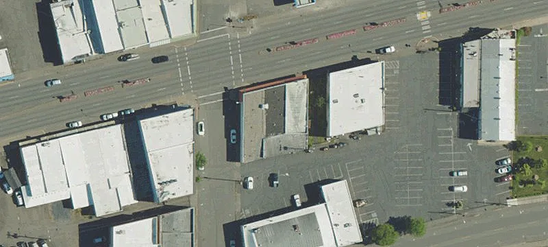 1301 Main St