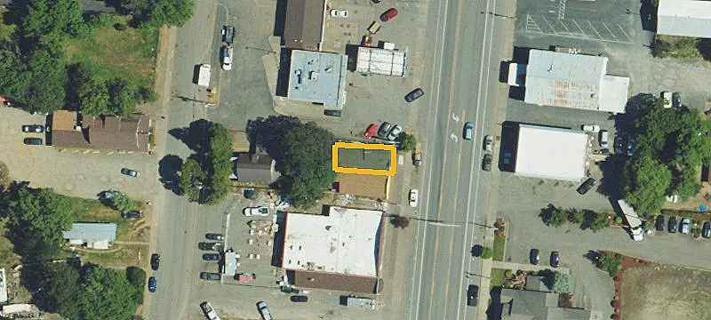 120 Redwood Hwy