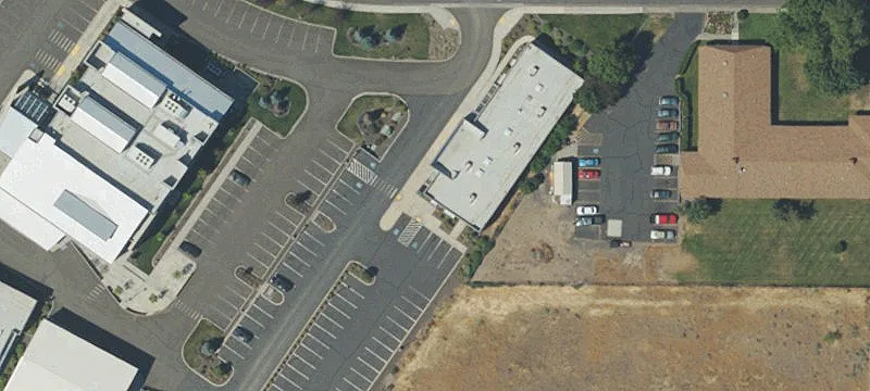 2450 Perkins Ave