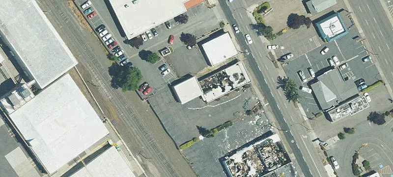 916 Central Ave