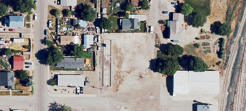 1 Walnut Ave