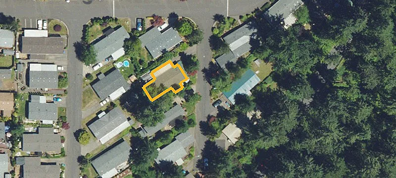 15287 Louise Ln