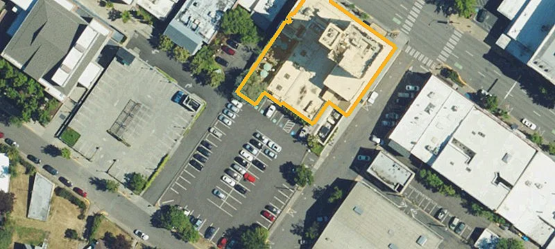 212 Main St