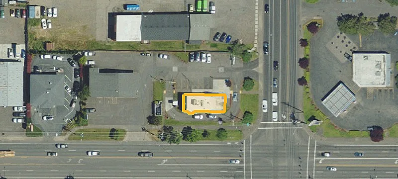 4184 Main St