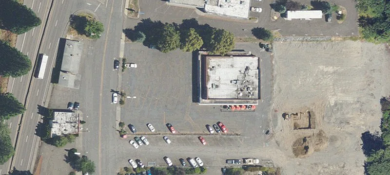 10300 Main St