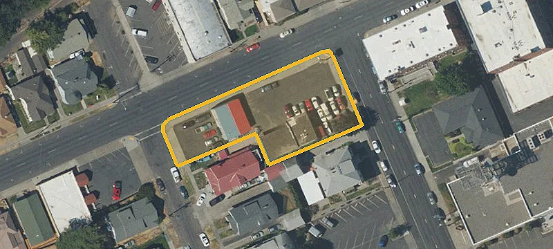 238 Ct Ave