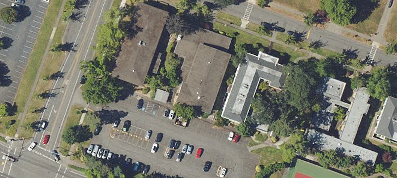 820 Ml SE St