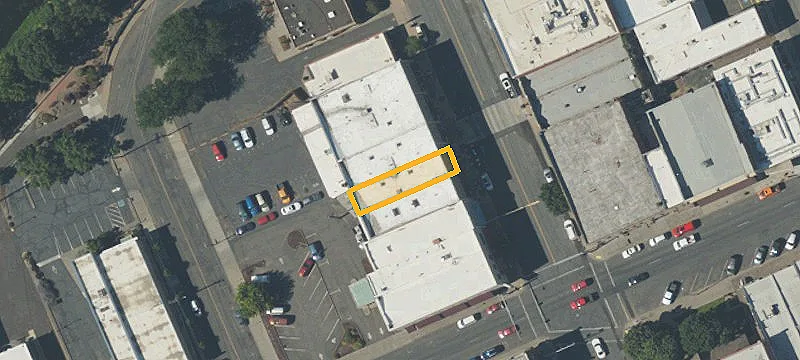 129 Main St