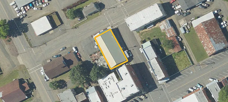 121 2nd St