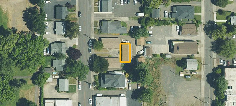 18 Hawthorne St