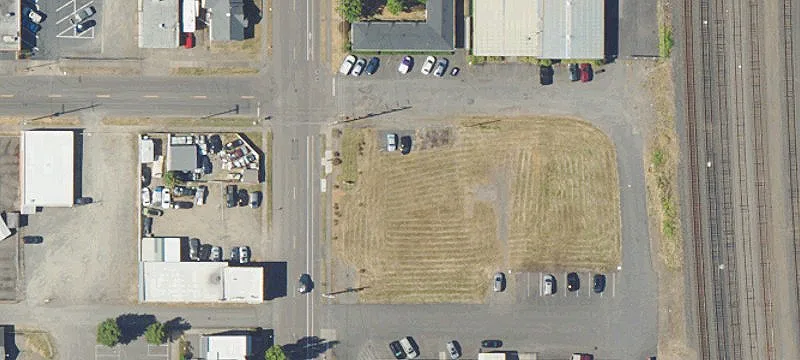 1710 13th SE St