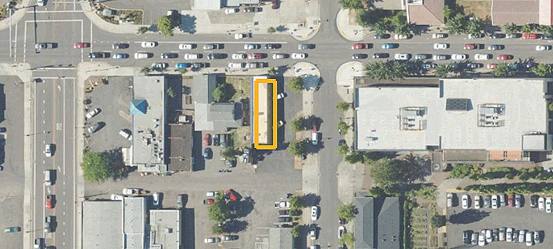 81 11th Ave