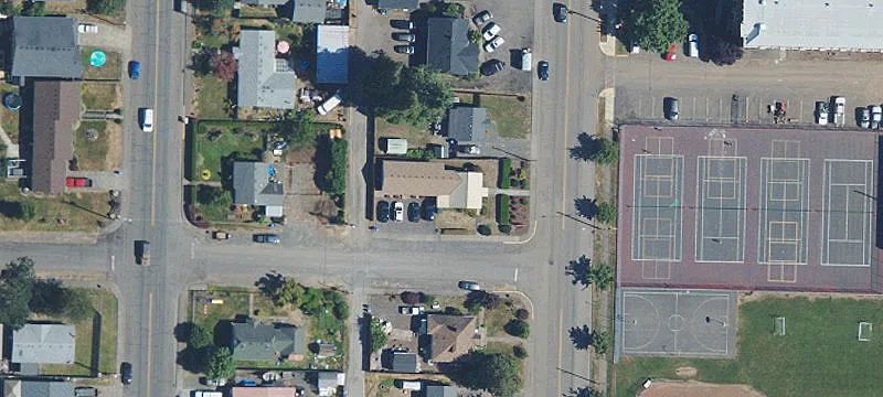 405 Main St