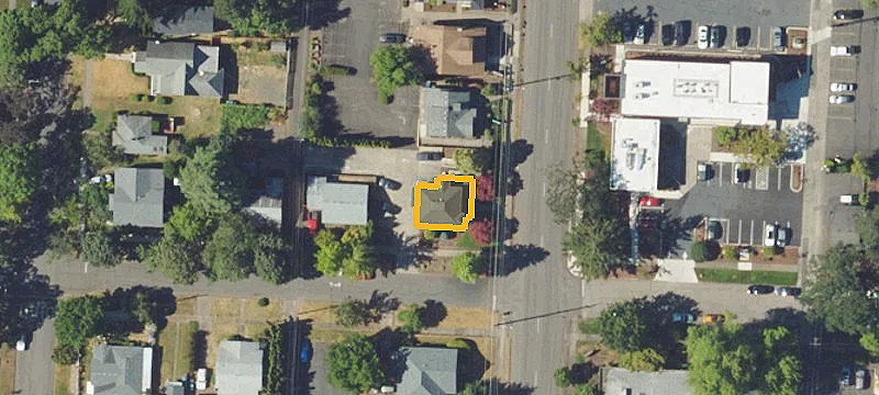1491 Commercial SE St