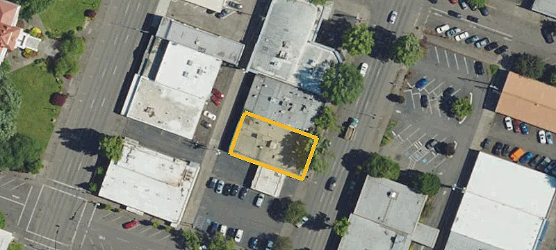 128 3rd St