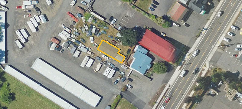 1226 Hwy 99w