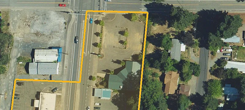 145 Redwood Hwy