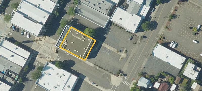 445 Main St