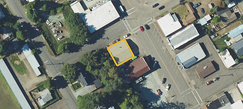 302 Main St