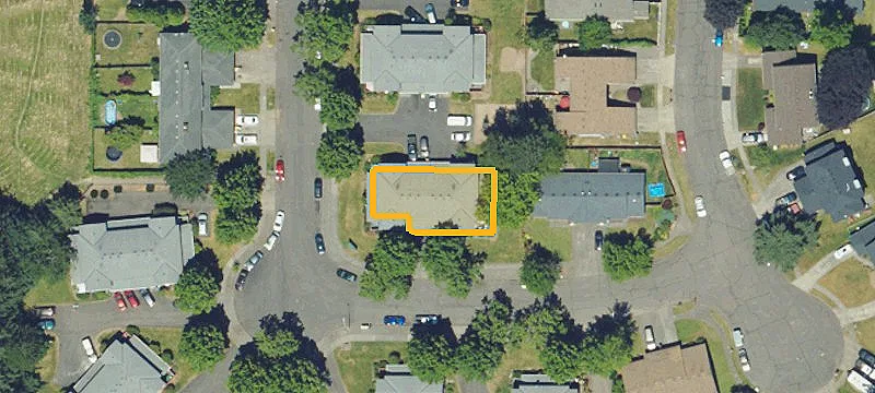 3002 Hewitt Pl