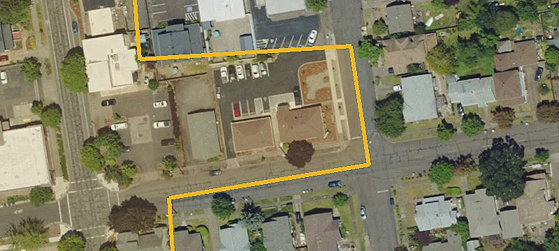 911 9th SW Ave