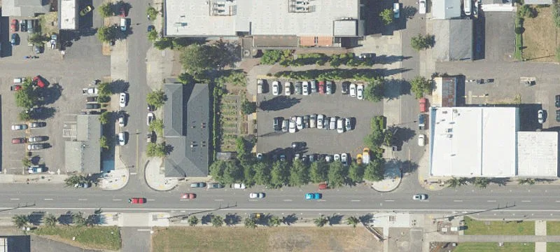 44 11th Ave