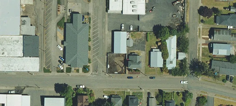 241 Sampson St
