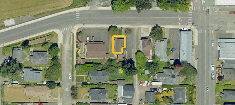 467 Golden Ave