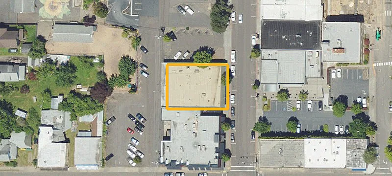 1918 Main St