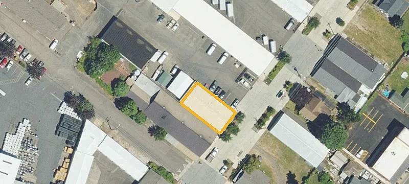 1015 Alpine Ave