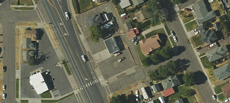 321 Main St