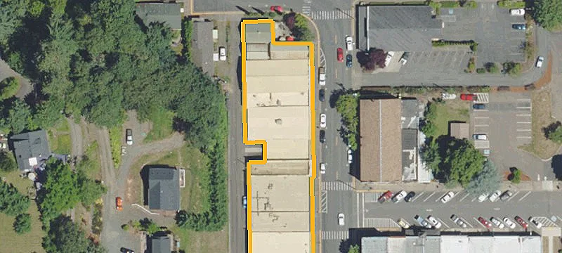 411 Main St