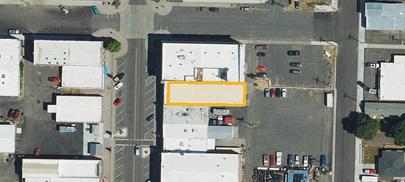 176 Main St
