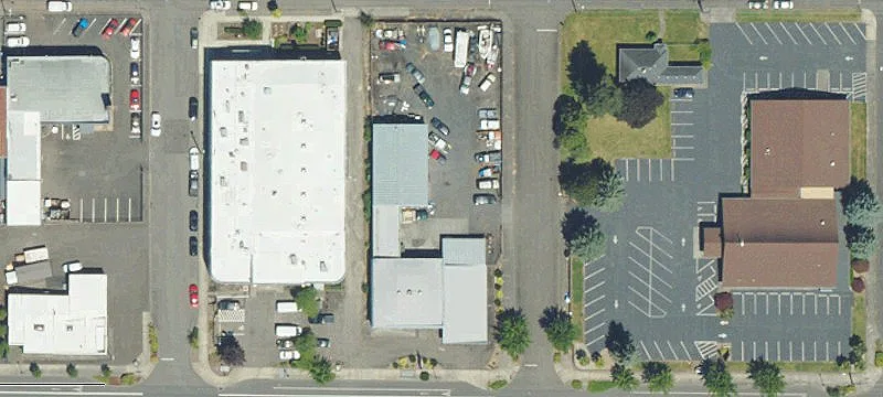 633-635 Powell Blvd